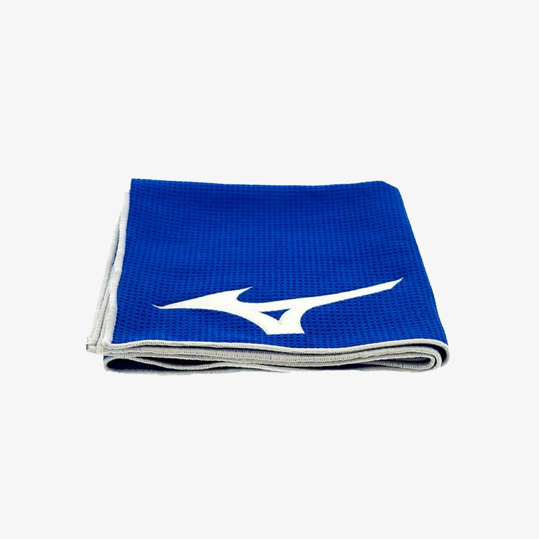 Close-up of Mizuno Tour Towel folded with visible Mizuno Runbird logo. Durable, high-performance golf towel, perfect for keeping clubs clean and dry. Available at Noosa Golf Co., the premium golf shop in Noosa.