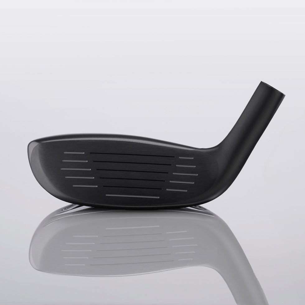 Face close-up of Mizuno JPX 925 Fli-Hi hybrid for consistent ball striking. Available now at Noosa Golf Co., top Sunshine Coast golf shop and Noosa golf store.
